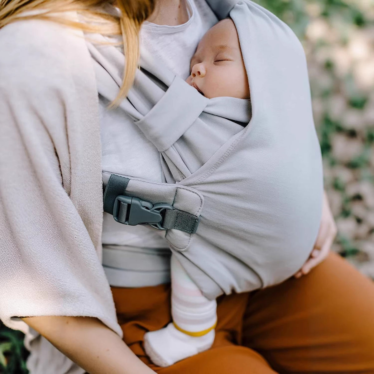 Amazon Cross-Border Factory Baby Carrier Four-Season Simple Sling X-Type Baby Front-Carrying Style for Children and Parenting - image 4