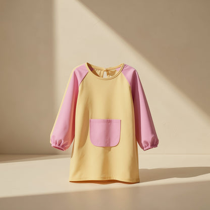 Children’s breathable long-sleeve painting smock in a solid color