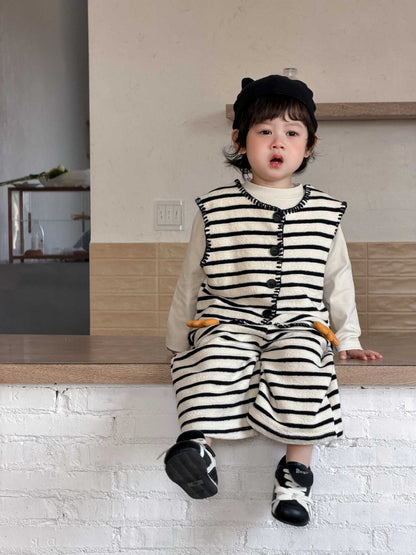 Baby Autumn Clothes 2026 New Korean Style Kidsren's Clothing Autumn Style Boys' Penguin Stripesd Vest Suit - image 1