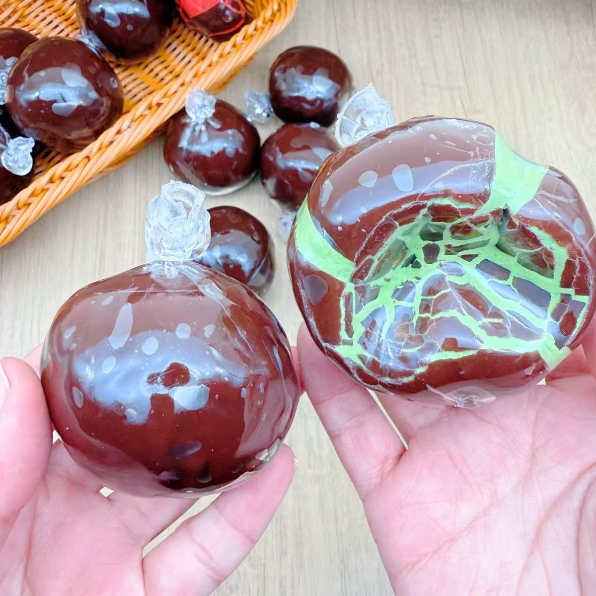 Little Red Book's Same Style Matcha Chocolate Crispy Ball, Moldable Stress-Relief Toy, Wax Ball, Mint Stress-Relief Sound Control - image 2