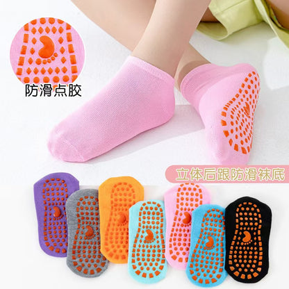 Children's trampoline anti-slip floor socks, playground baby early education adult yoga socks - image 1