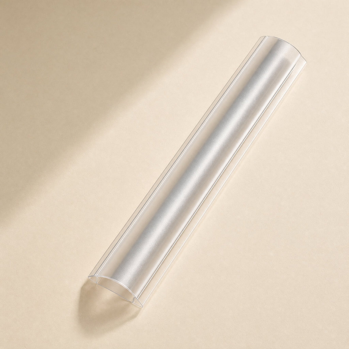 Arc-shaped door gap anti-pinch protection strip