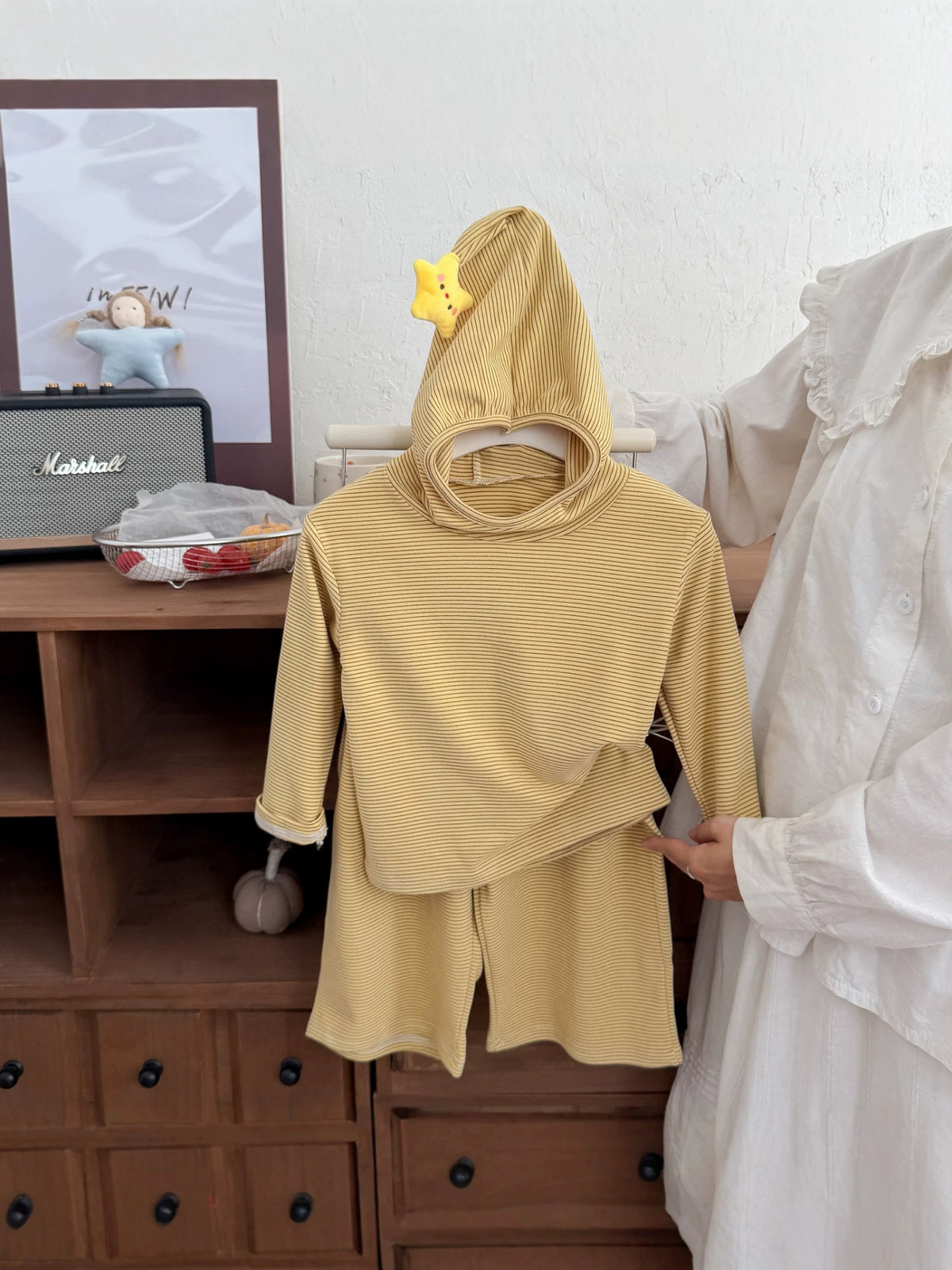 【Parent-child】Autumn Korean-style striped off-shoulder casual hooded sweatshirt set for boys and girls, two-piece set - image 4