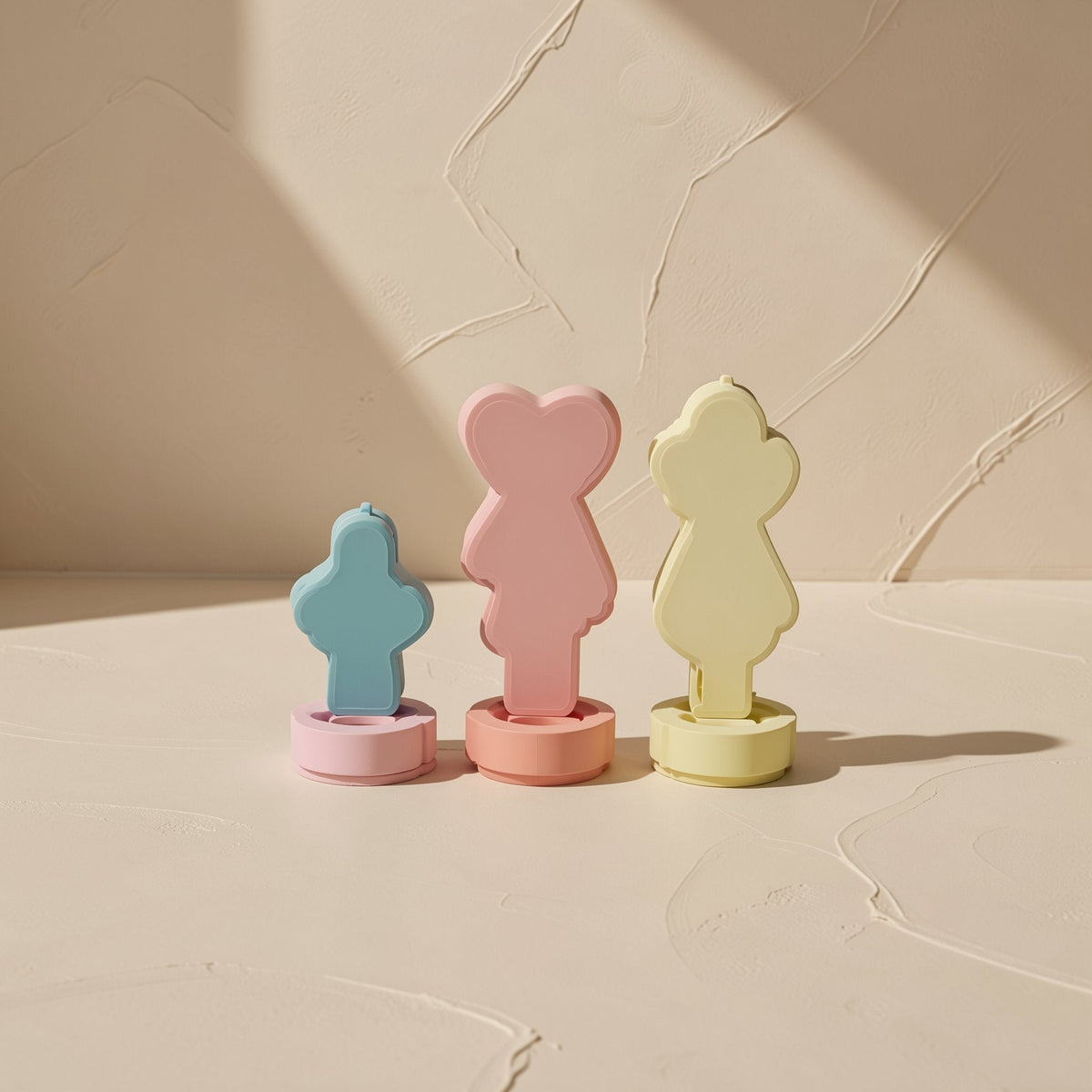 Wooden flower-shaped interlocking matching blocks for early education - view 4