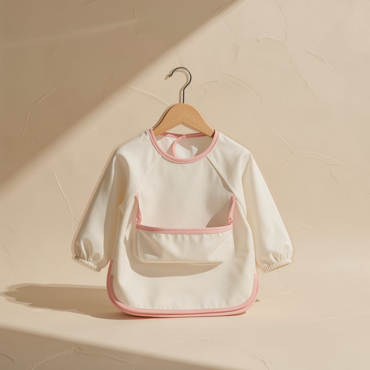 Long-sleeve toddler feeding bib with an enlarged pocket - view 5
