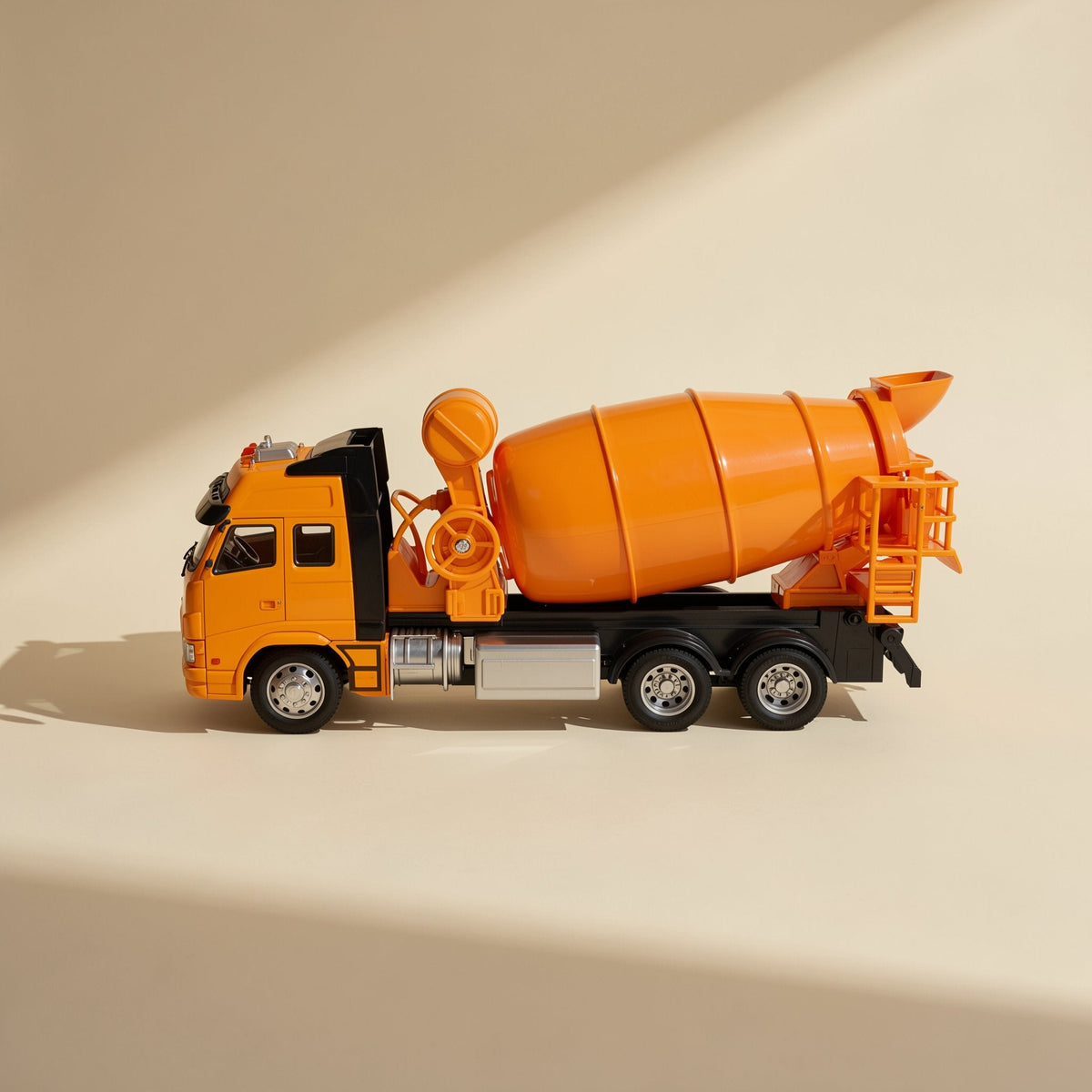 Pull-back alloy engineering truck toy with engineering vehicle styling - view 5