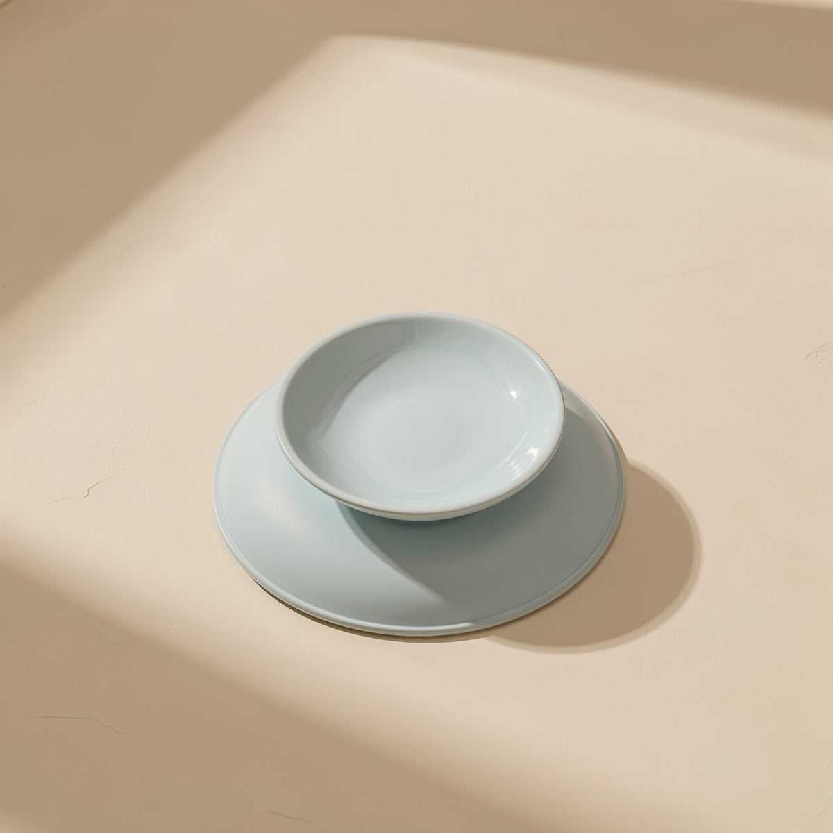 Silicone double-sided suction cup pad for a children’s bowl