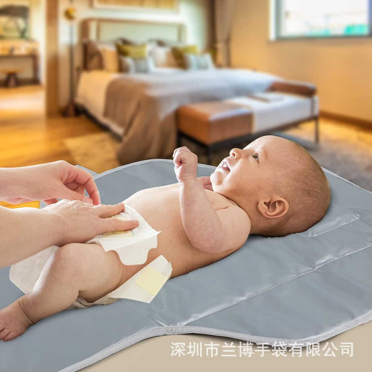 Cross Border Hot Sale in stock Baby Portable Diaper Changing Mat Travel Cute Lightweight Foldable Diaper Changing Table - image 4