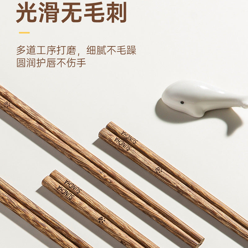 Two-gun chicken wing wood high temperature resistant children's chopsticks 6-12 years old non-slip baby special solid wood children's learning chopsticks short - image 3