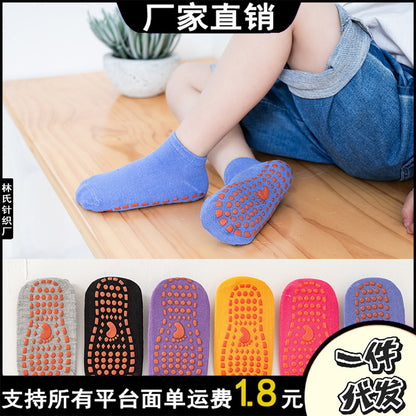 Factory wholesale baby floor socks indoor trampoline children non-slip silicone socks early education toddler children floor socks - image 1