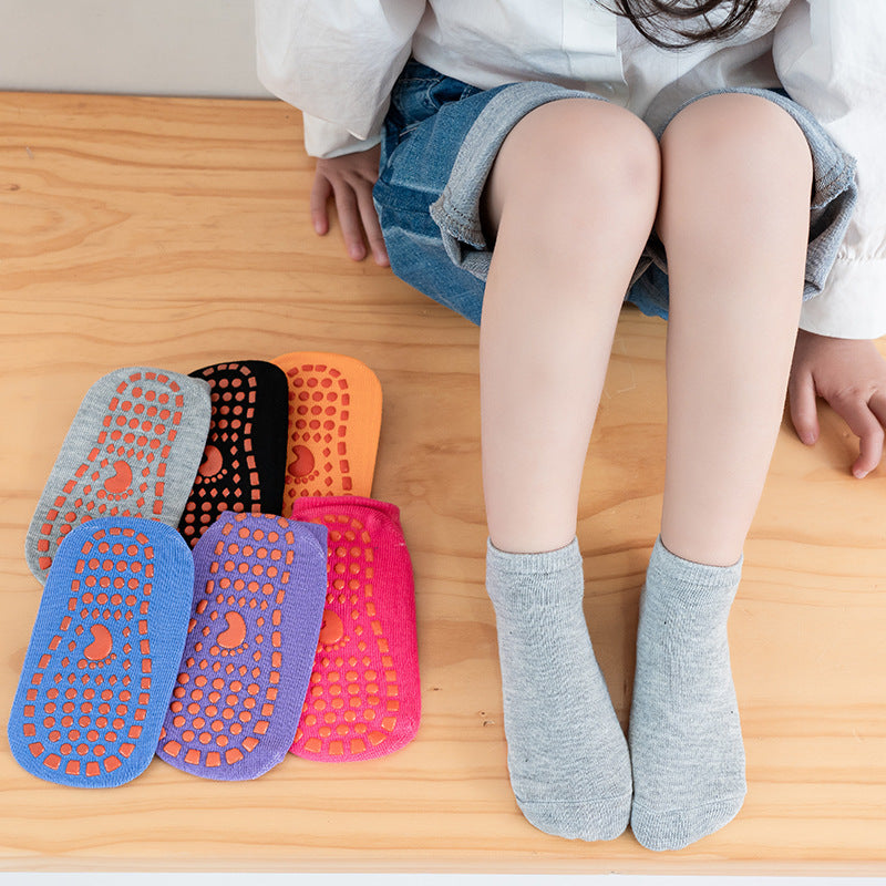 Factory wholesale baby floor socks indoor trampoline children non-slip silicone socks early education toddler children floor socks - image 4