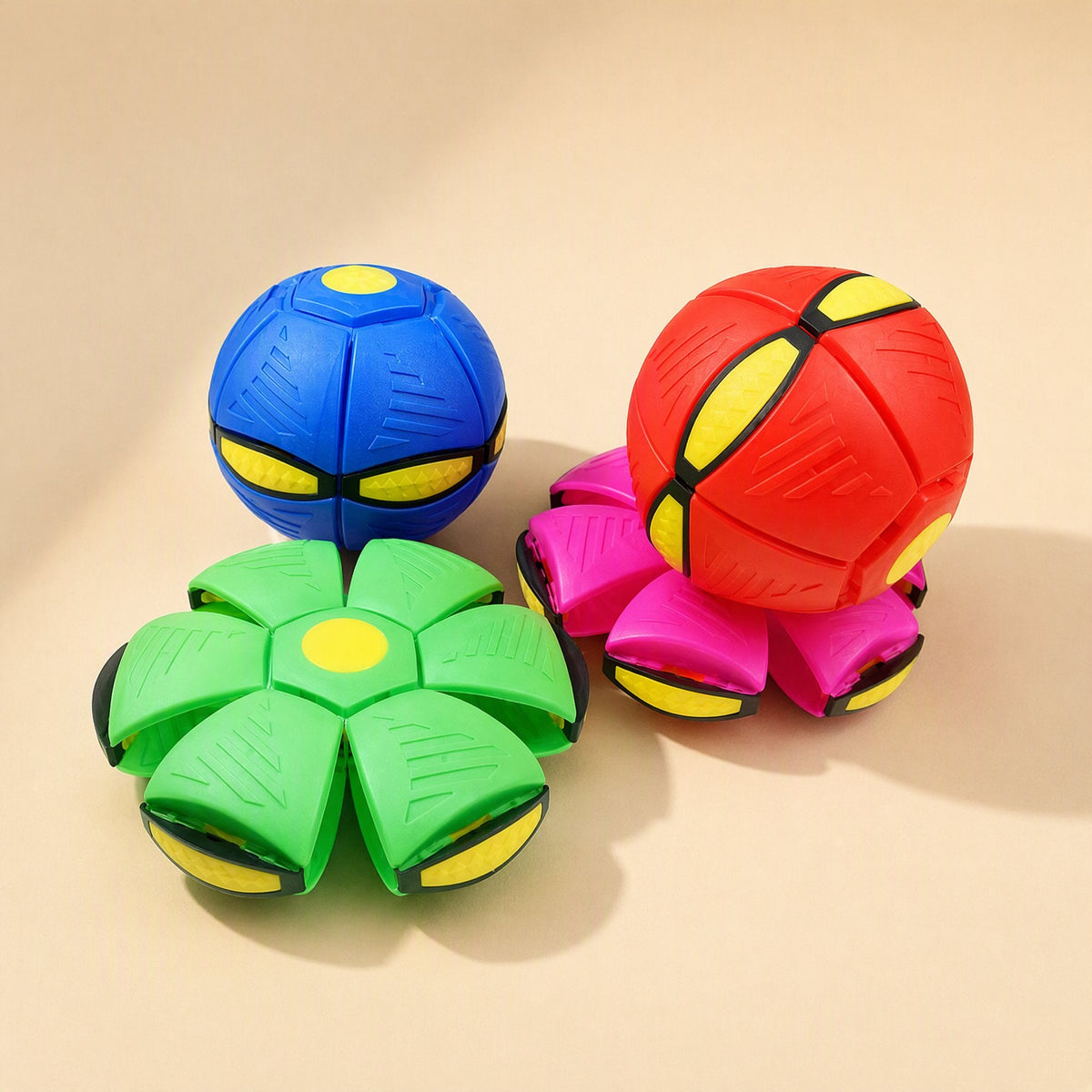 Flying saucer-shaped bouncing ball toy - view 4