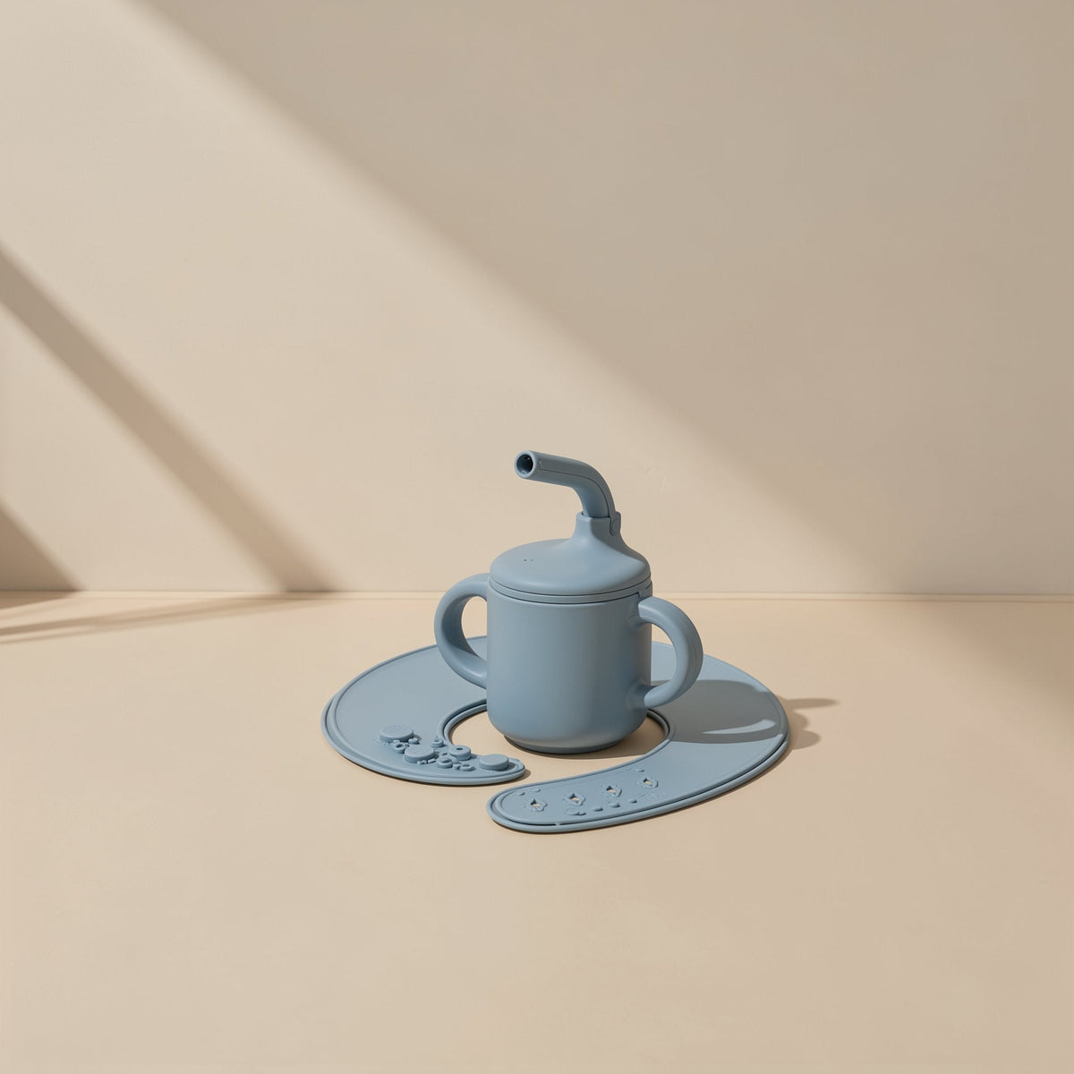 Silicone suction cup feeding bowl and spoon set - view 3