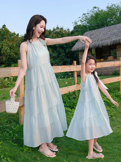 French style mambo mint green sleeveless vest skirt family of three or four parent-child outfit seaside holiday atmosphere sense mother and daughter dress - image 4