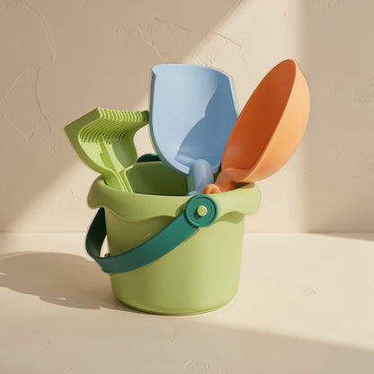 Soft rubber children's beach bucket toy - view 5