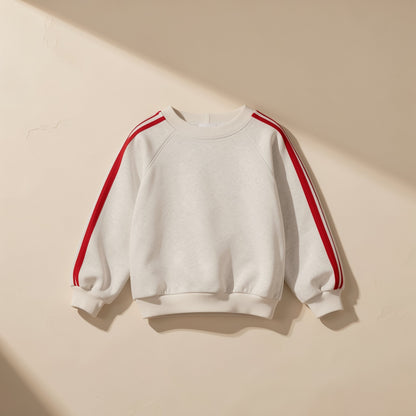 Two-piece children's sweatshirt set with long sleeves and trousers