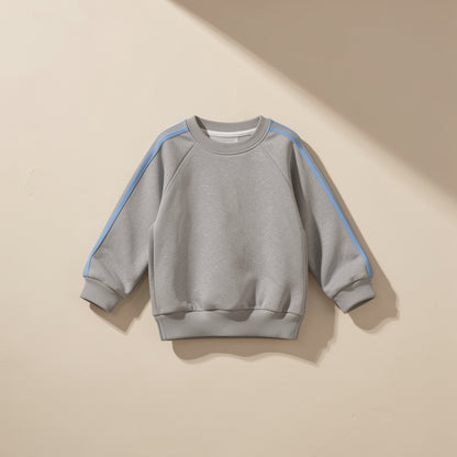 Two-piece children's sweatshirt set with long sleeves and trousers - view 2