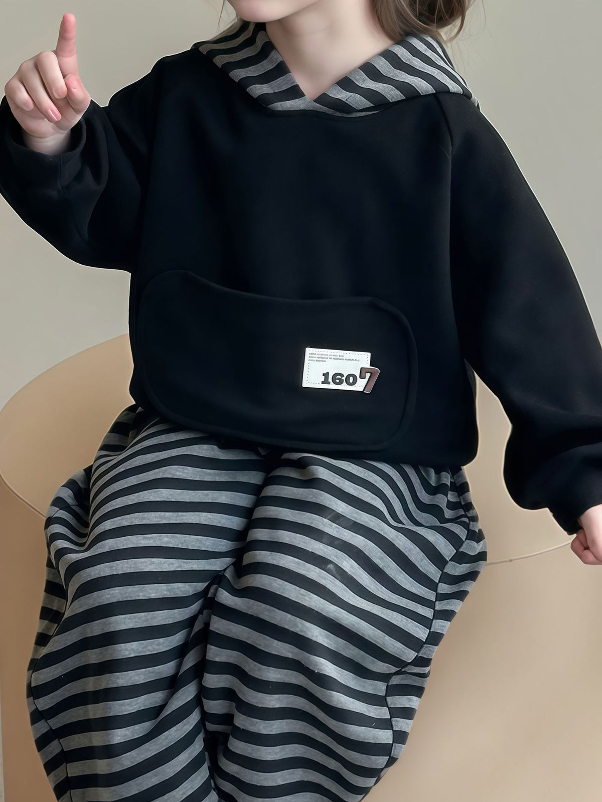 Children's Autumn Sweatshirt and Sweatpants Set, Baby Stripesd Sweatshirt, Girls' Sports and Leisure Two-Piece Set - image 5