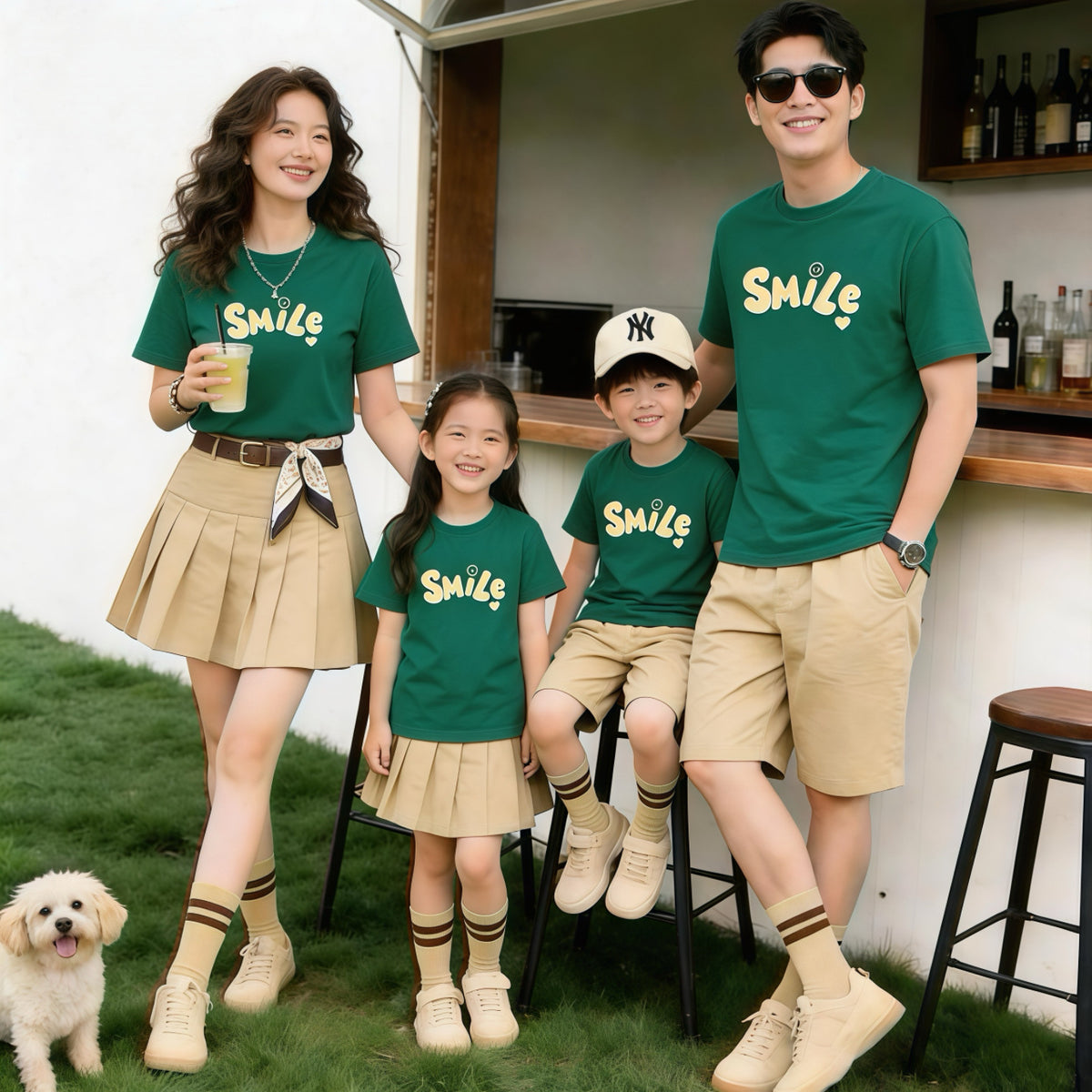Trendy Street Style 2025 Summer Parent-Child Outfits High-End Mother-Son Mother-Daughter Baby Family Set Short Sleeve for Three or Four Members - image 1
