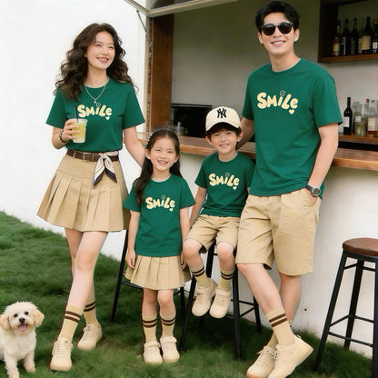 Trendy Street Style 2025 Summer Parent-Child Outfits High-End Mother-Son Mother-Daughter Baby Family Set Short Sleeve for Three or Four Members - image 1