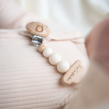JBØRN Cloud Pacifier Clip