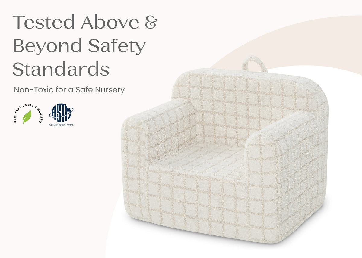 Checkered Cozee Chair