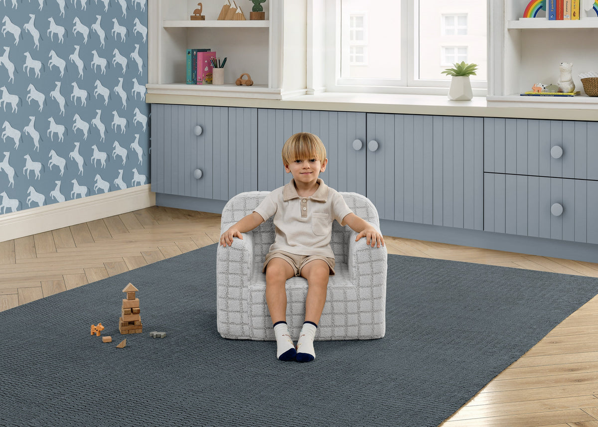 Checkered Cozee Chair