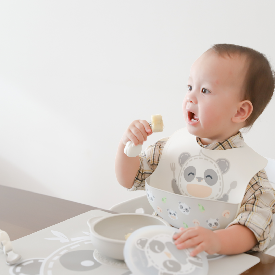 Marcus & Marcus Toddler Self Feeding Training Set – Suction Bowl with Lid, Palm Grasp Spoon & Fork, Silicone Cup