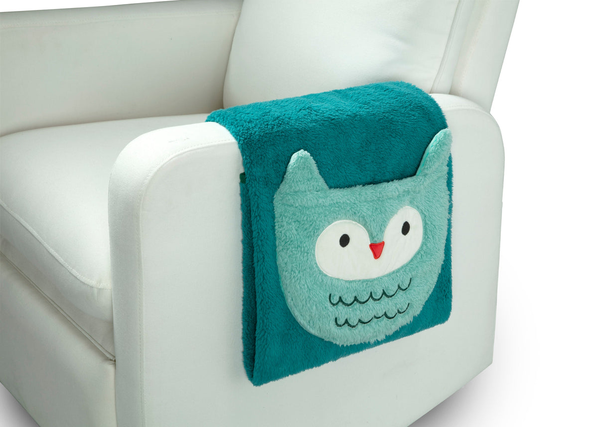 Personalized Sherpa Throw Blanket with Storage Pocket for Kids
